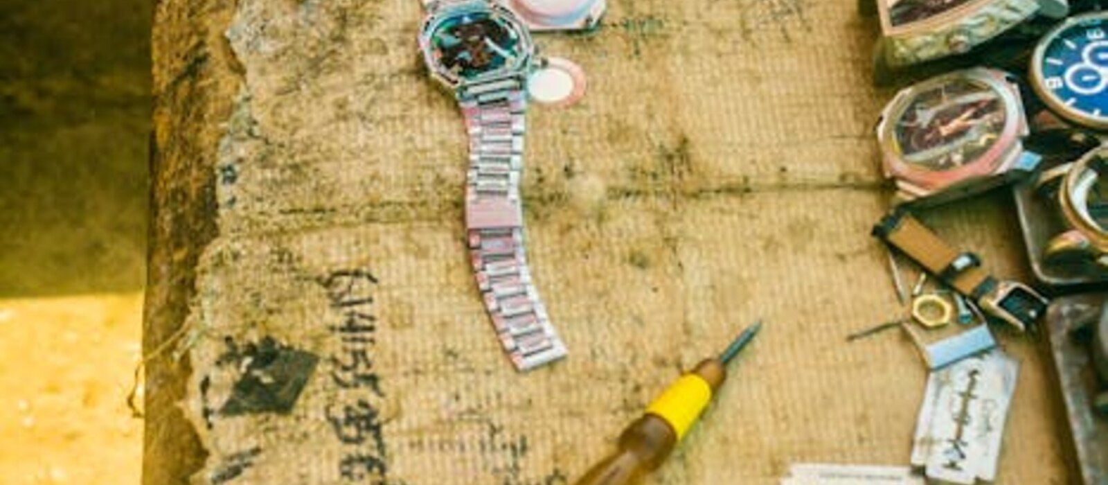 Outils horlogerie vintage pour remplacement verre montre