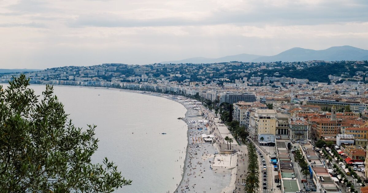 Réparation montre Nice — service horloger par envoi postal depuis la Côte d'Azur