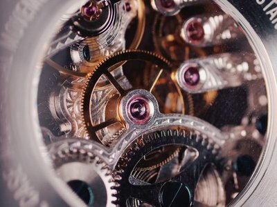 Réparation montre Oris : guide complet — Aquis, Big Crown, Divers Sixty-Five